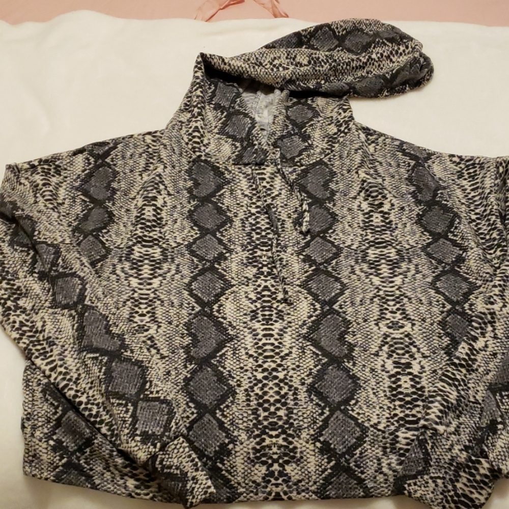 Crop top hoodie